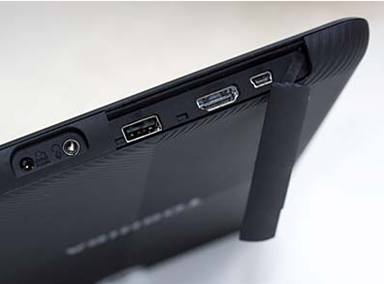 Toshiba Thrive A tablet with rechargeable battery and USB port